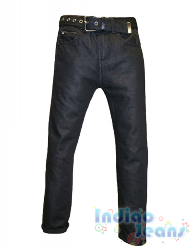 Стильные черные джинсы с модной отделкой на карманах, ремень в комплекте