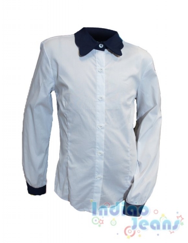 Белая блузка на пуговицах, с длинными рукавами