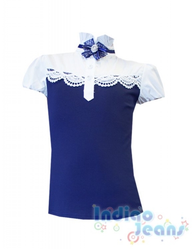 Синяя трикотажная блузка с белым верхом