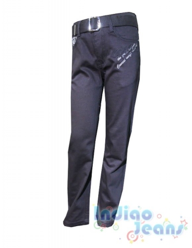  650 р.Стильные черные брюки с модным принтом, ремень в комплекте