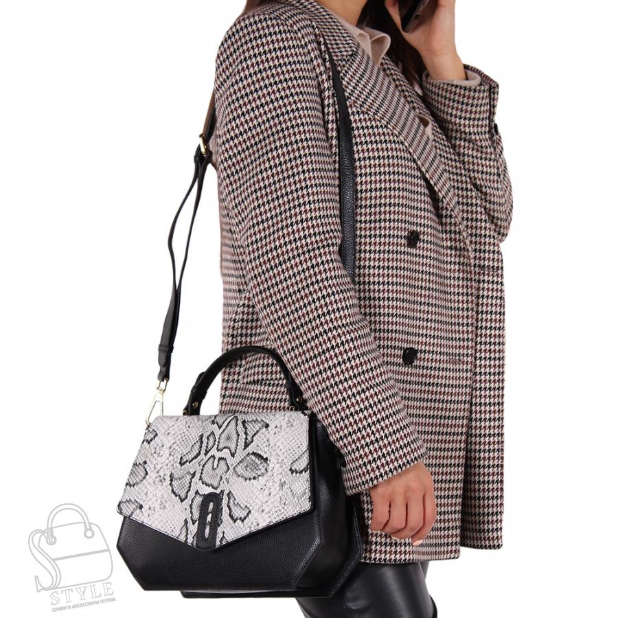 Сумка женская кожаная 56-96493G white-black Vitelli Grassi/30(дефект) в Новосибирске