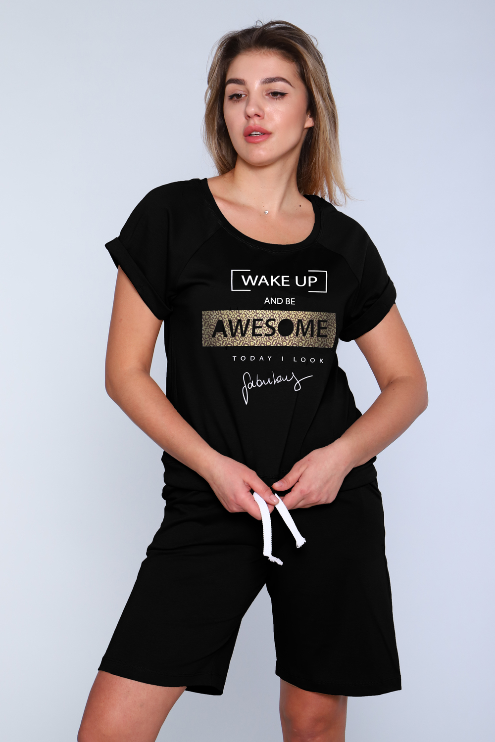 Костюм женский с шортами 299