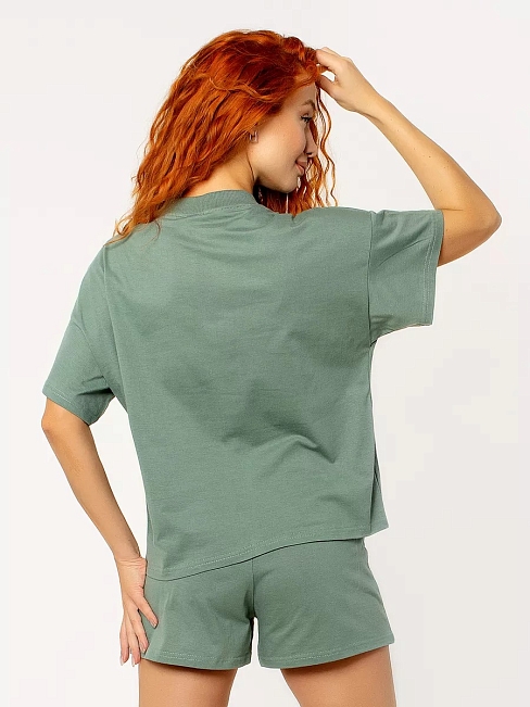 Женский костюм