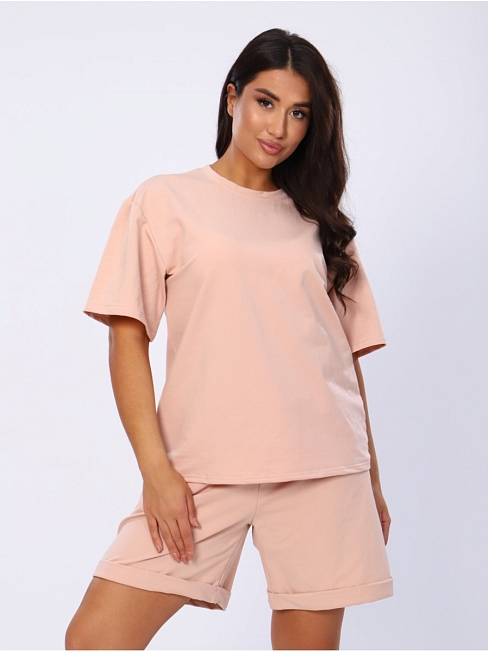 Женский костюм