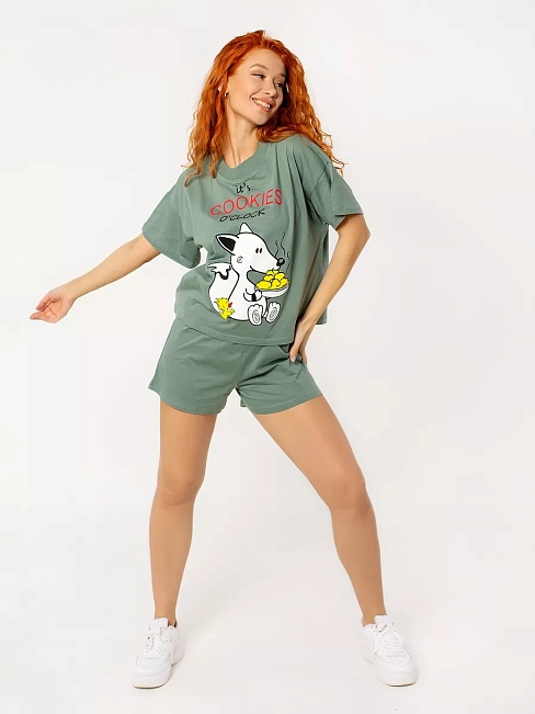 Женский костюм