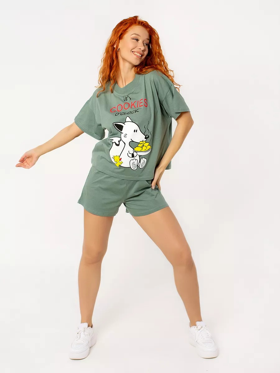 Женский костюм