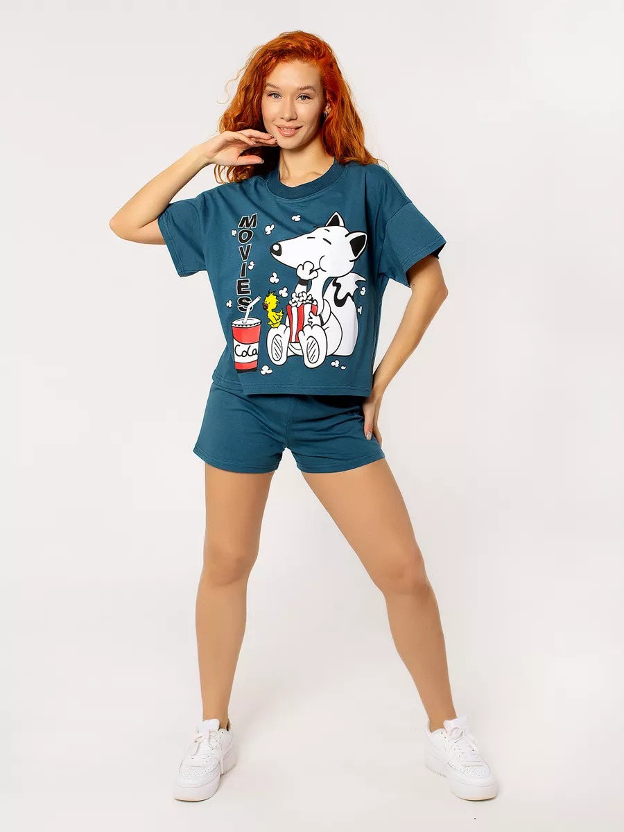 Женский костюм