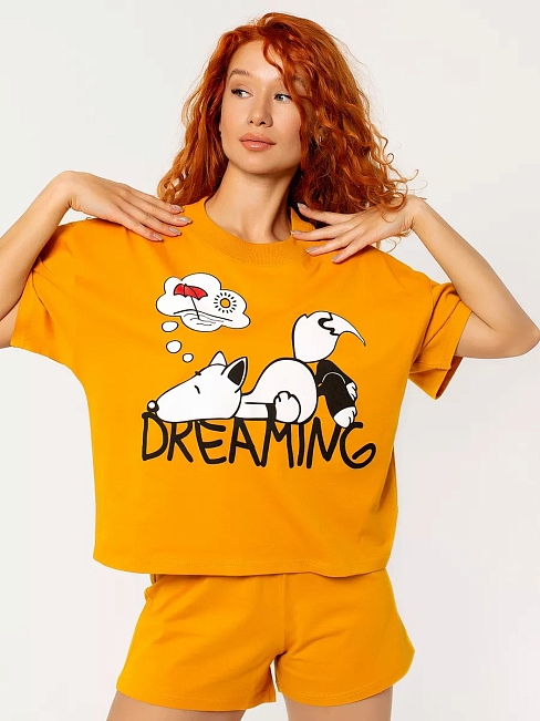 Женский костюм