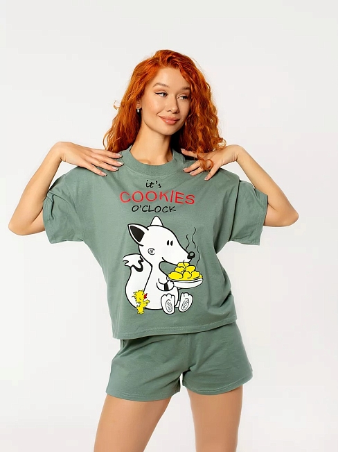 Женский костюм