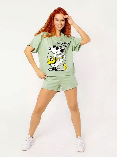 Женский костюм