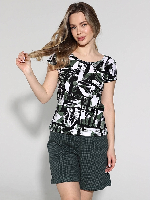 Женский костюм с шортами Лето / Зеленый