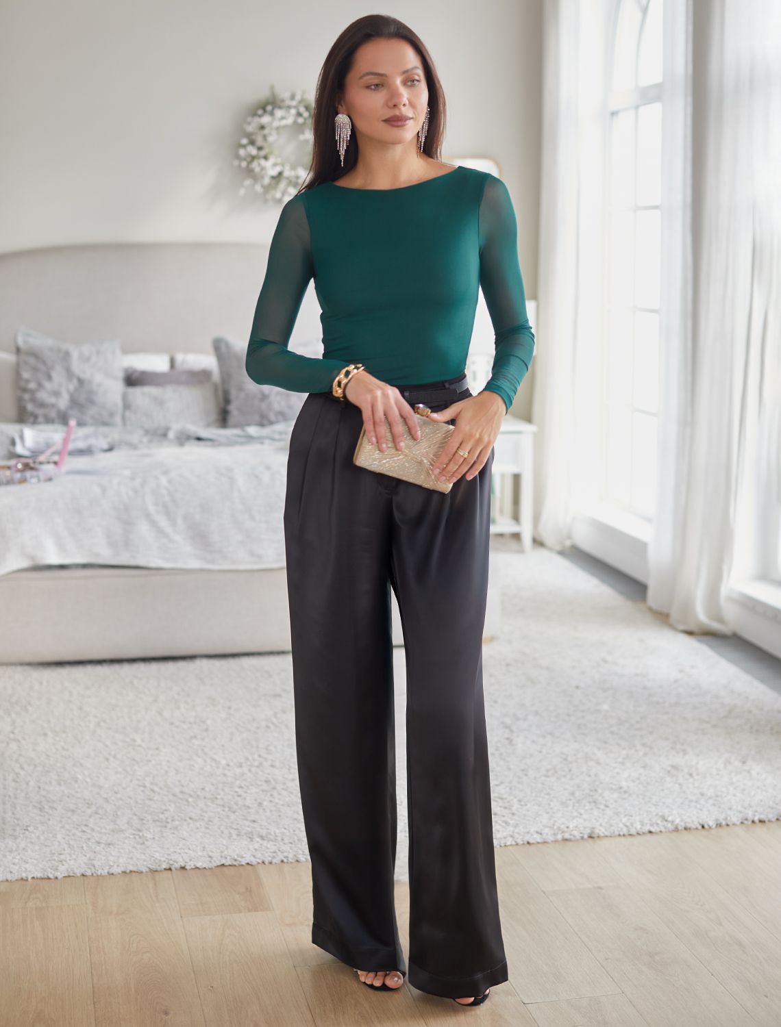 Джемпер с прозрачными рукавами D29.278 изумруд