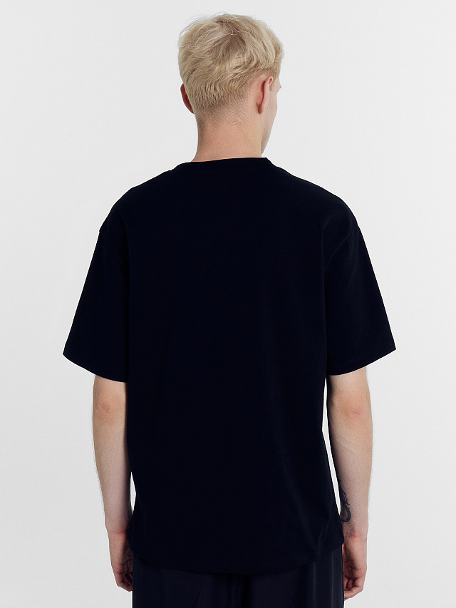 Футболка мужская черная с печатью