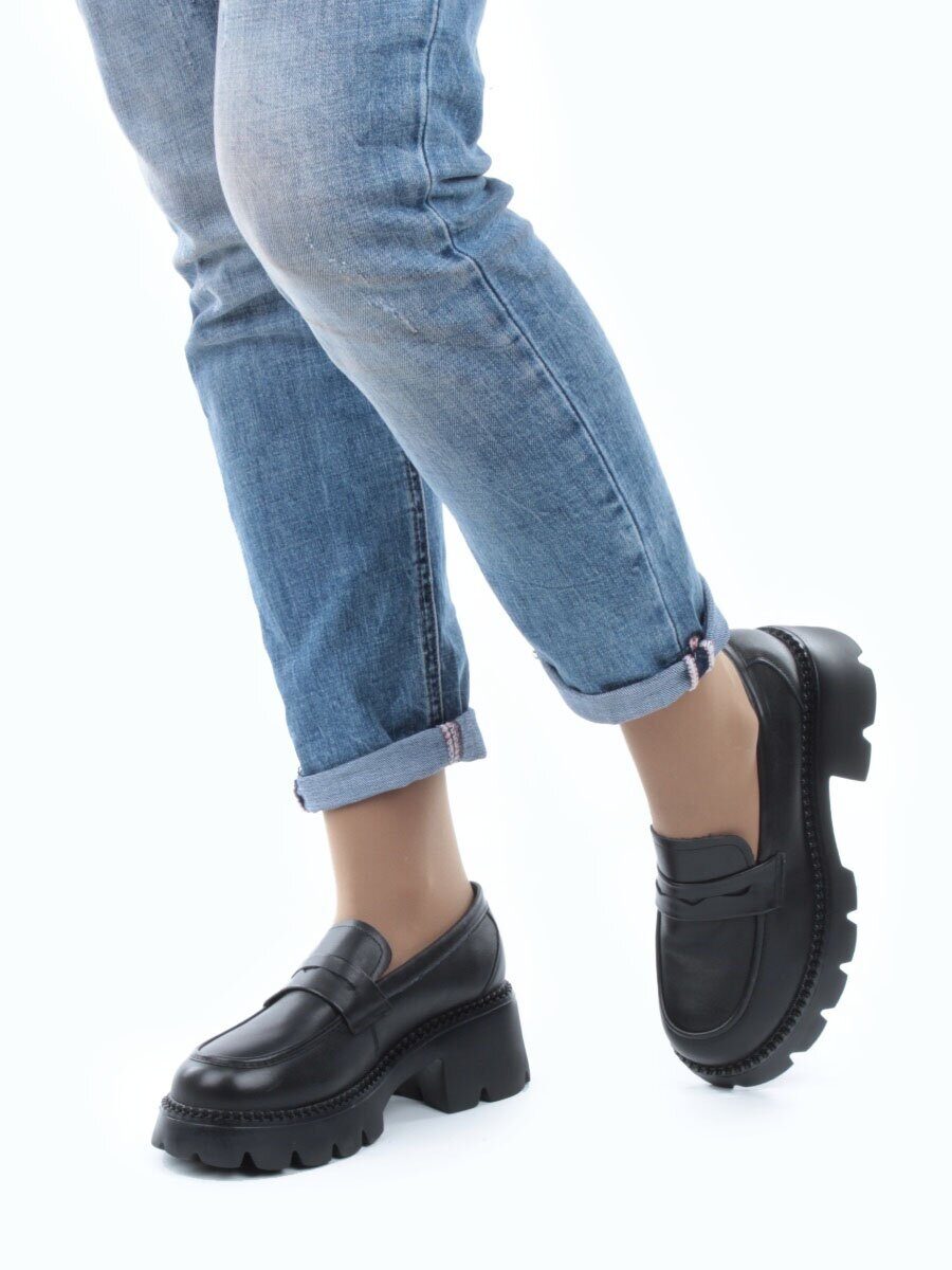 03-5938 BLACK Лоферы женские (натуральная кожа)