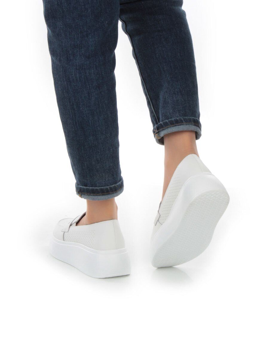 03-SD13-1D WHITE Полуботинки женские (натуральная кожа)