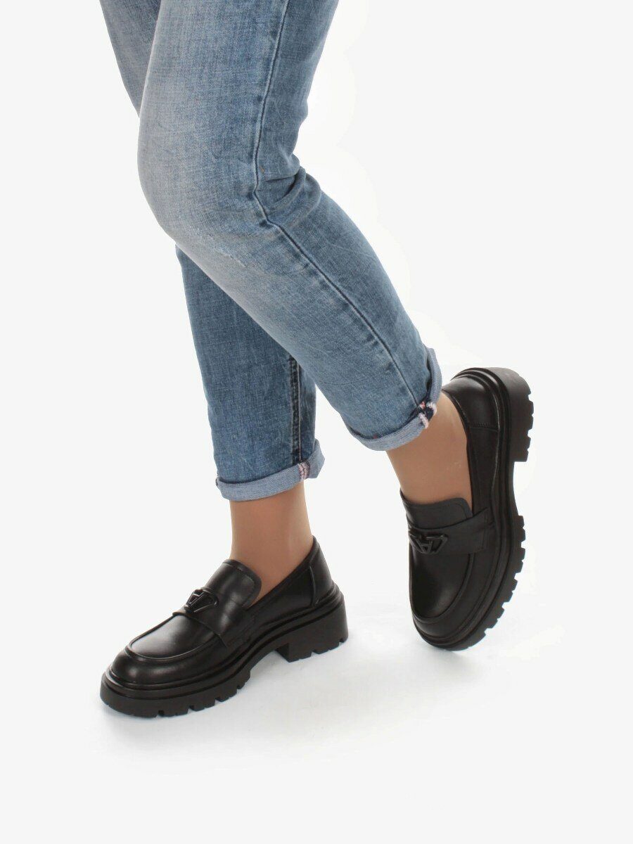 03-C1810-1 BLACK Лоферы женские (натуральная кожа)