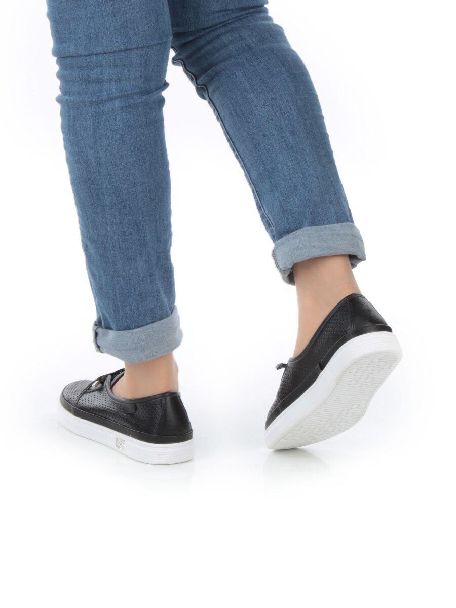 03-A5657 BLACK Полуботинки женские (натуральная кожа)