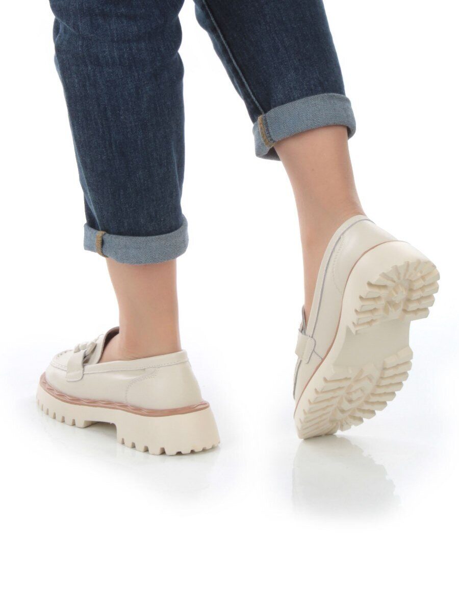 03-HY6-1D BEIGE Лоферы женские (натуральная кожа)