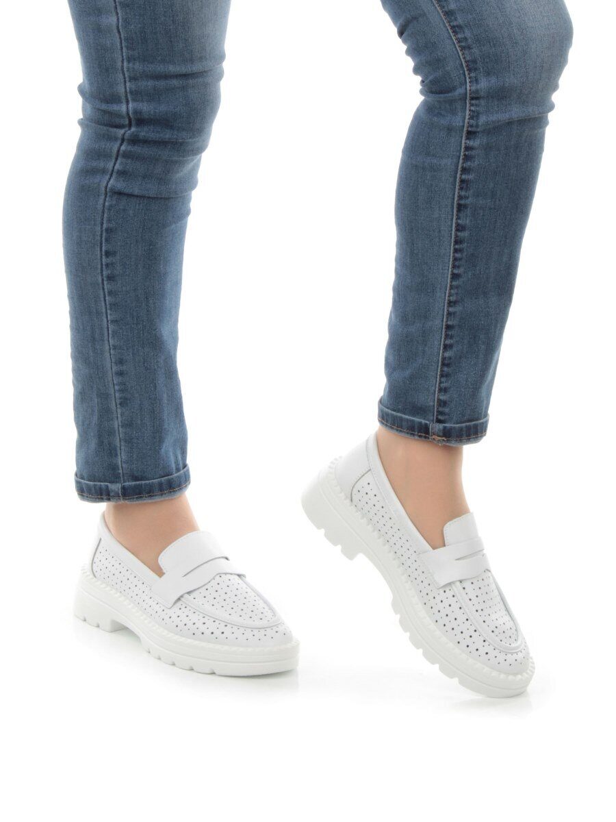 03-YD10-2D WHITE Лоферы женские (натуральная кожа)