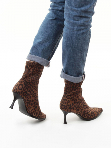 01-H26B-42PC BROWN LEOPARD Ботильоны демисезонные женские (искусственная замша)