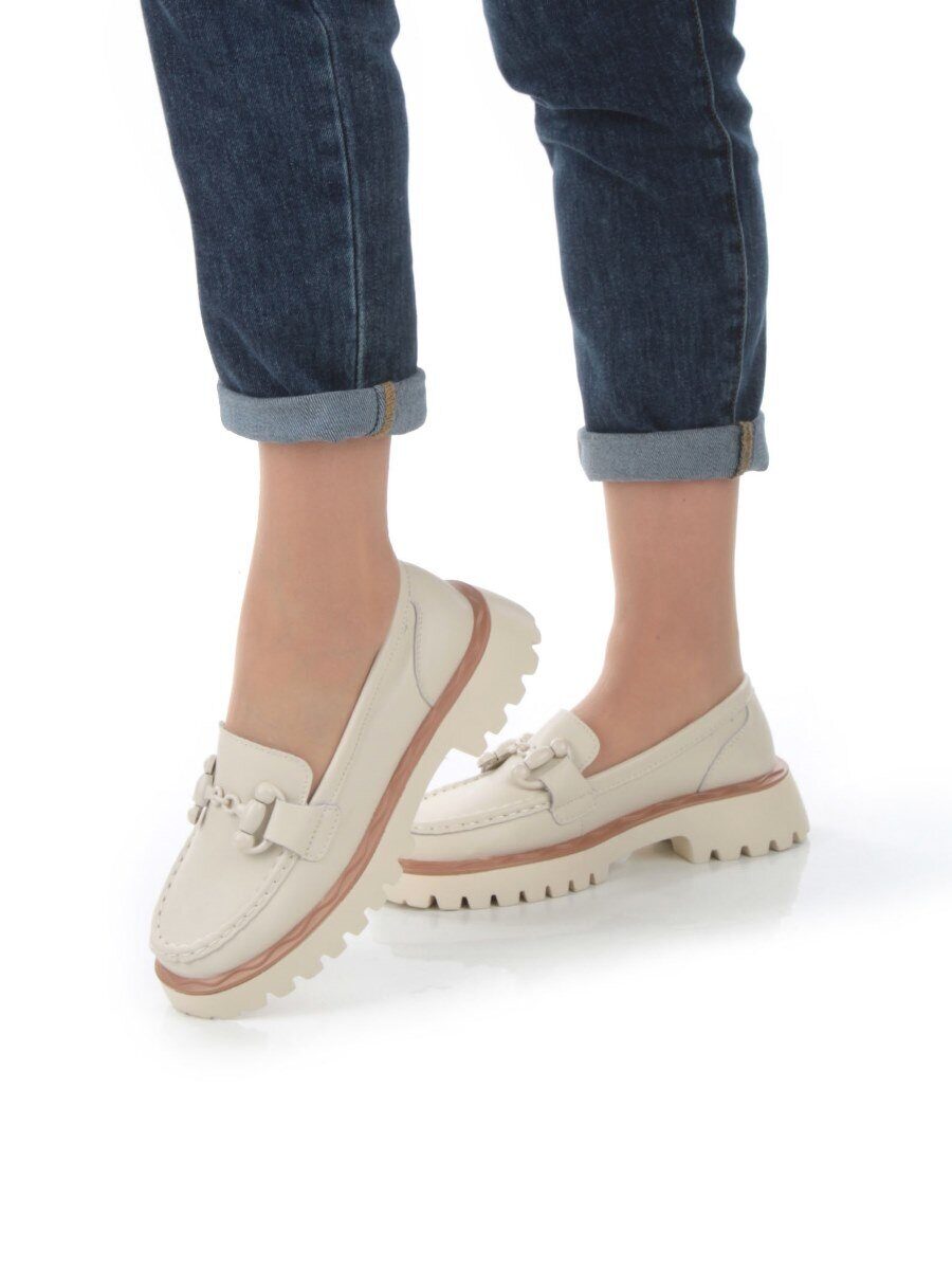 03-HY6-1D BEIGE Лоферы женские (натуральная кожа)