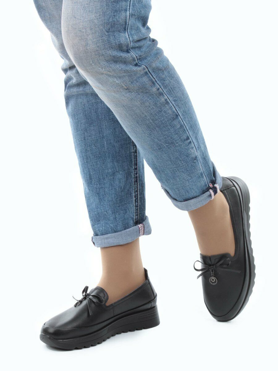 03-5302 BLACK Полуботинки женские (натуральная кожа)