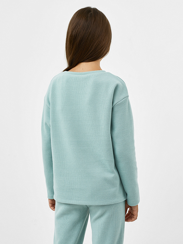 Однотонный джемпер из нежного селаника серо-зеленого цвета для девочек