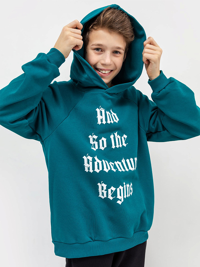 Свободное изумрудное худи с текстовым принтом для мальчиков