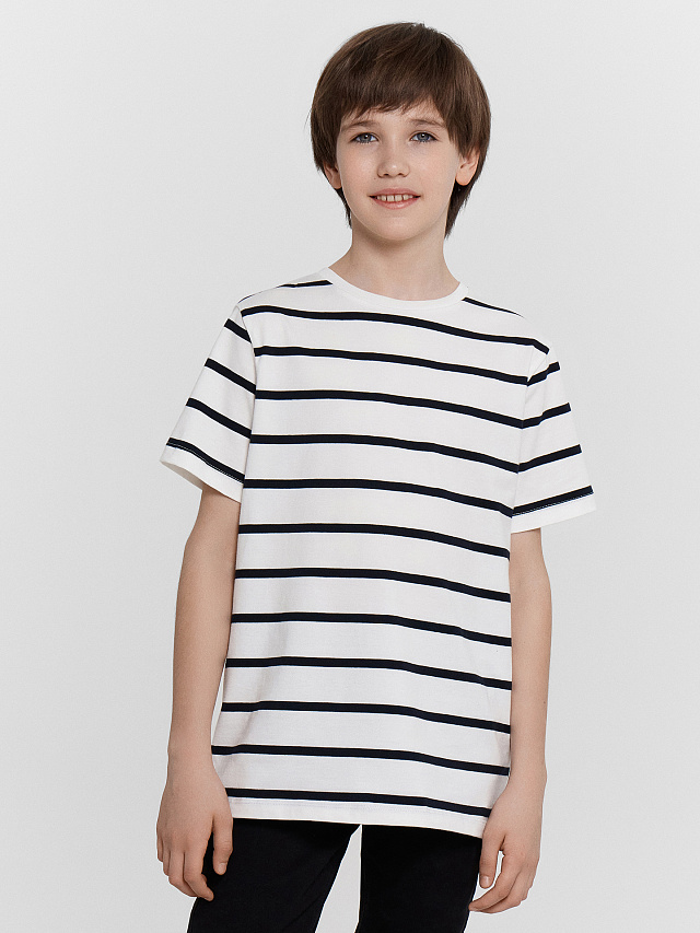 Футболка для мальчиков в полоску