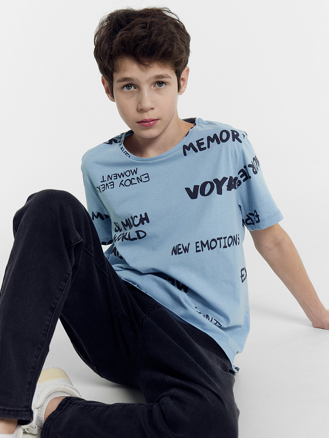 Футболка для мальчиков голубая с принтом