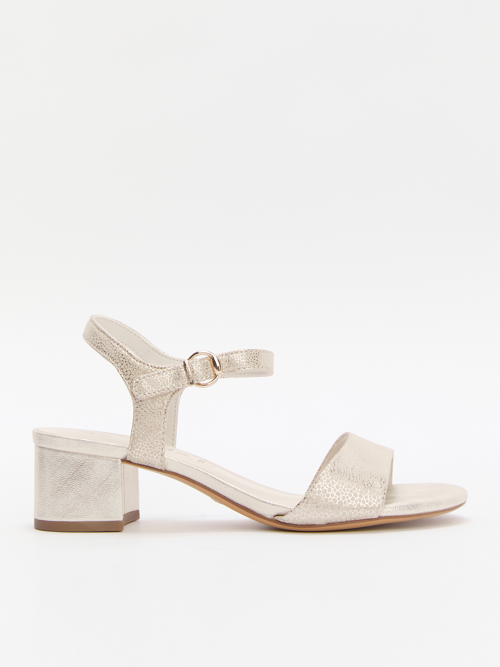 5040 р. 9000 р. Босоножки TAMARIS KOLI