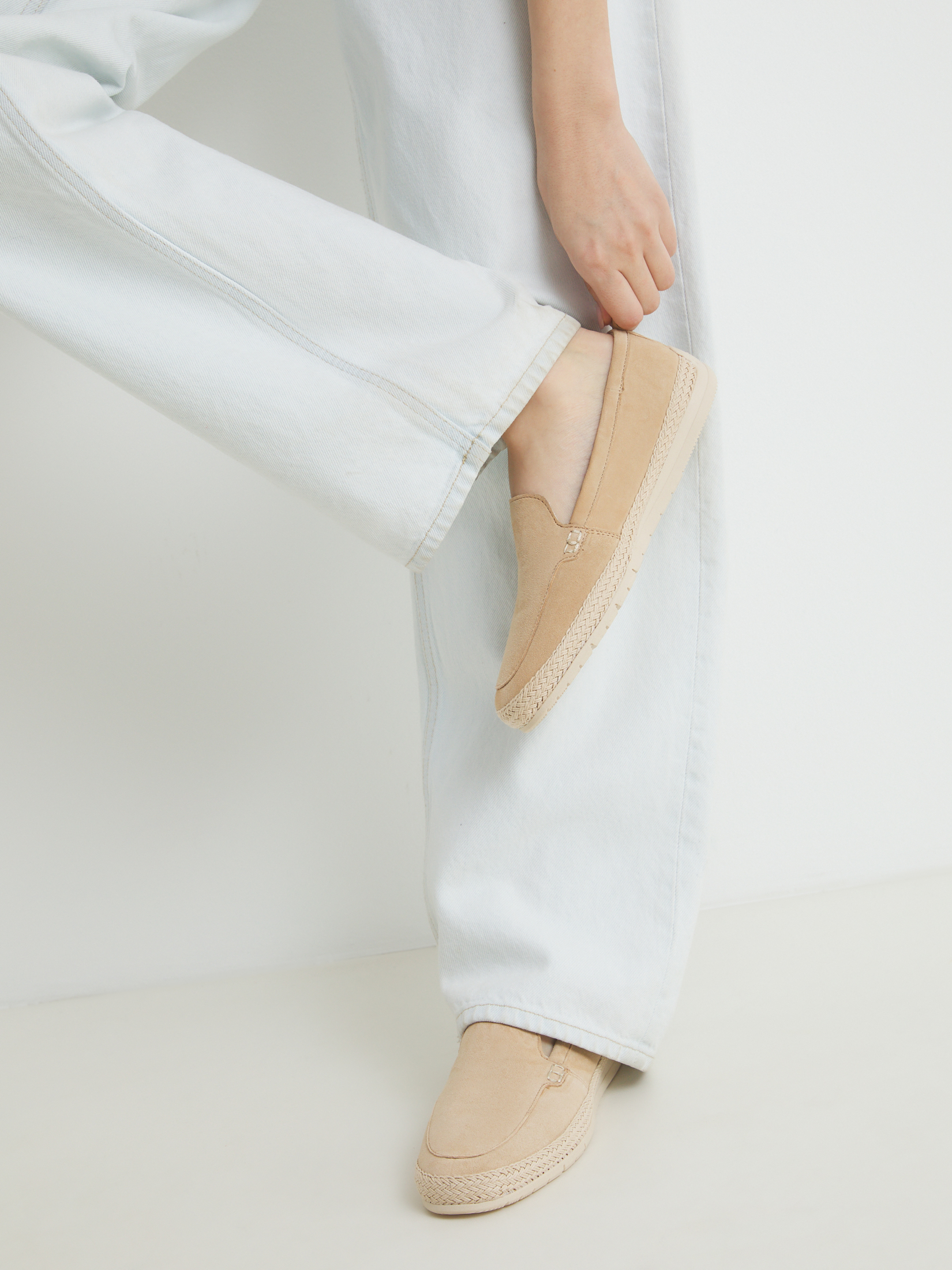 6270 р. 11000 р. Женские слипоны TAMARIS CAMARA