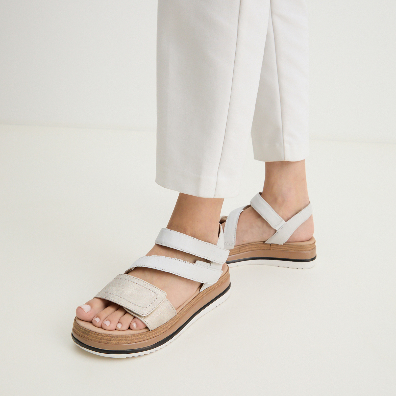 5208 р. 9300 р. Женские сандалии TAMARIS COMFORT BUNO