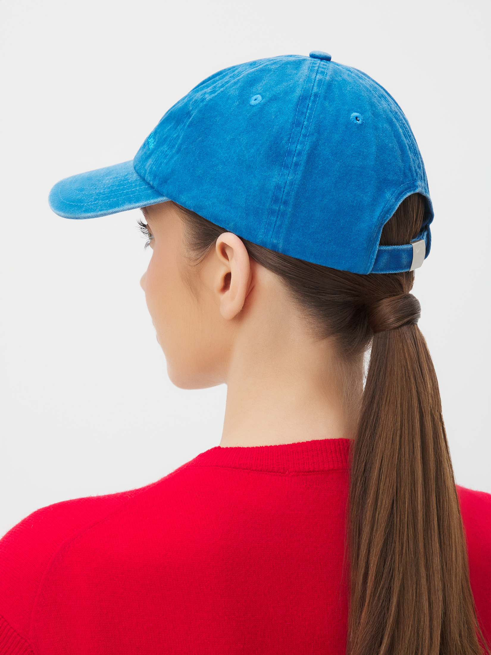 319 р. 1090 р. Бейсболка MAISON DAVID