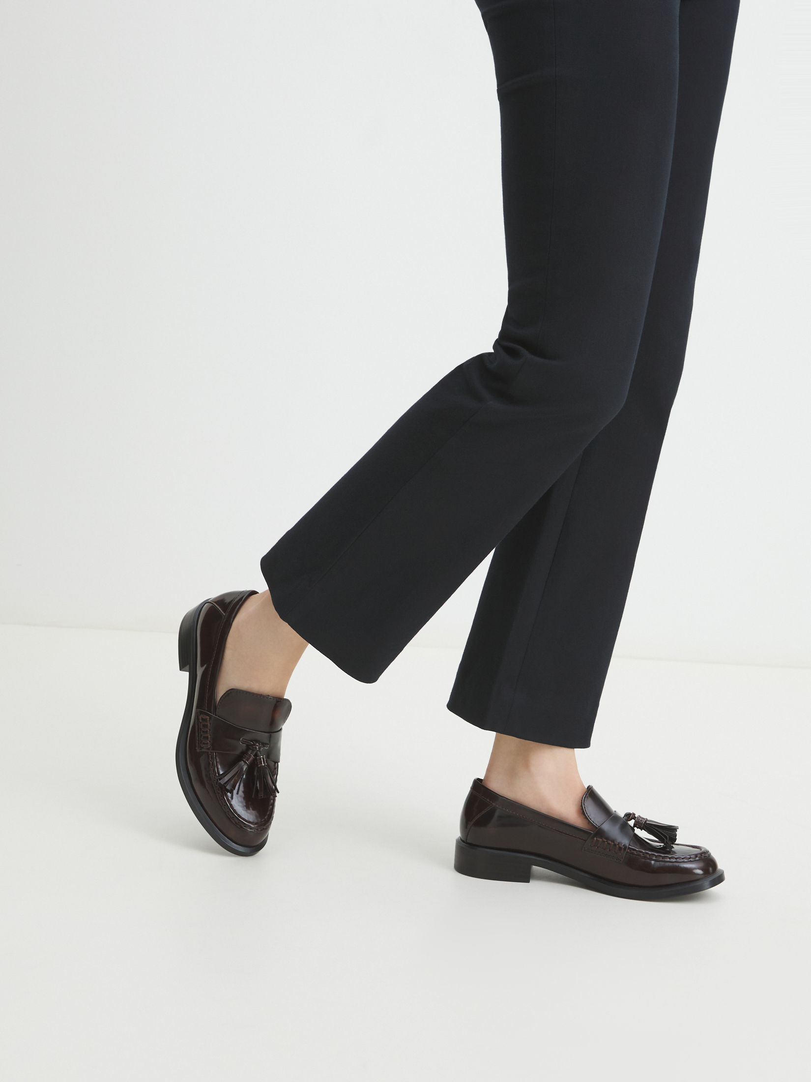 5700 р. 10000 р. Женские лоферы TAMARIS TURLY