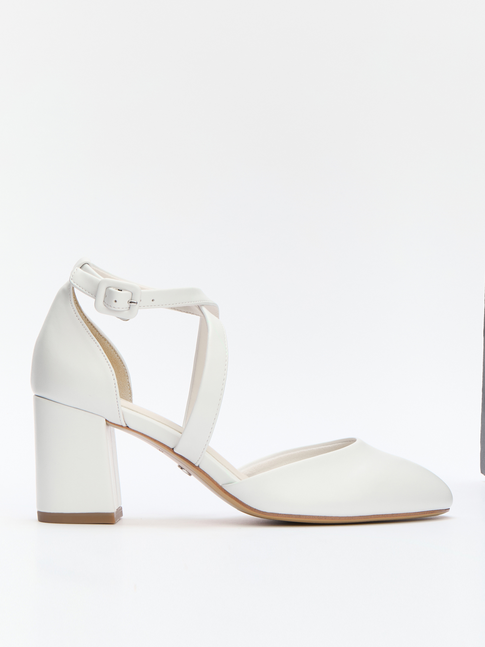 5301 р. 9300 р. Женские туфли TAMARIS ROSALYN