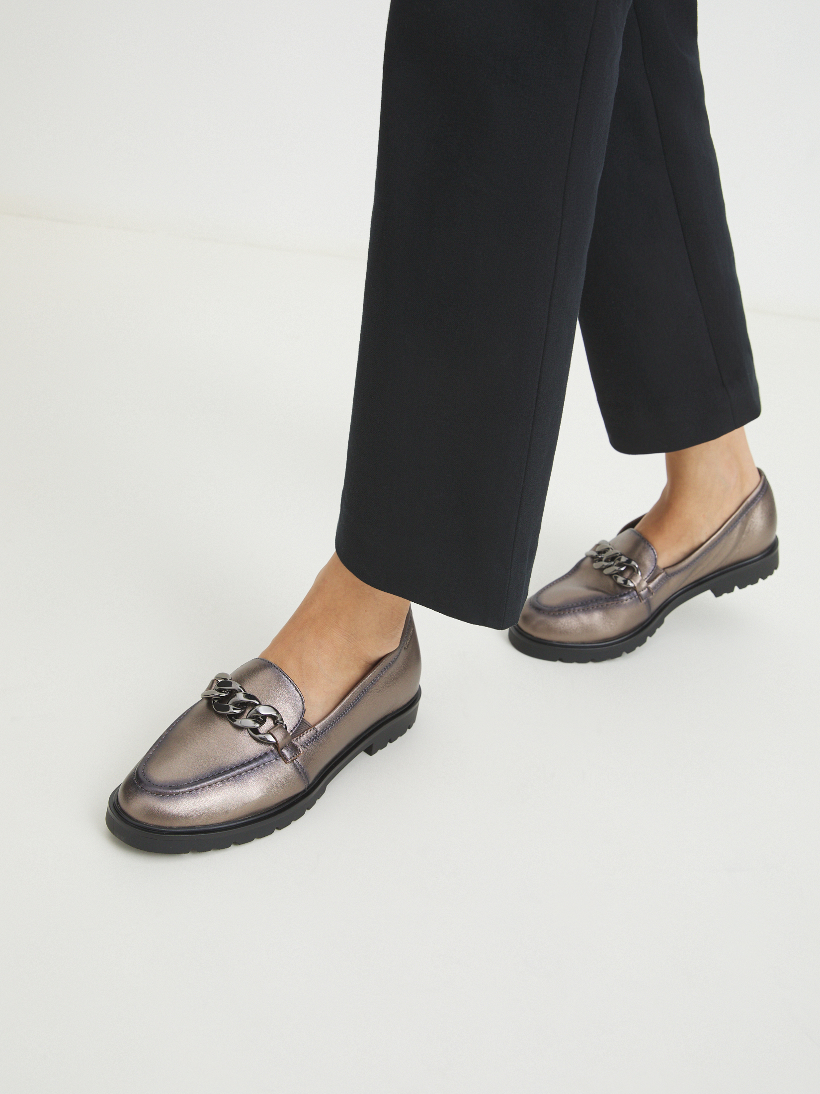 5558 р. 9750 р. Женские лоферы TAMARIS CAREEN