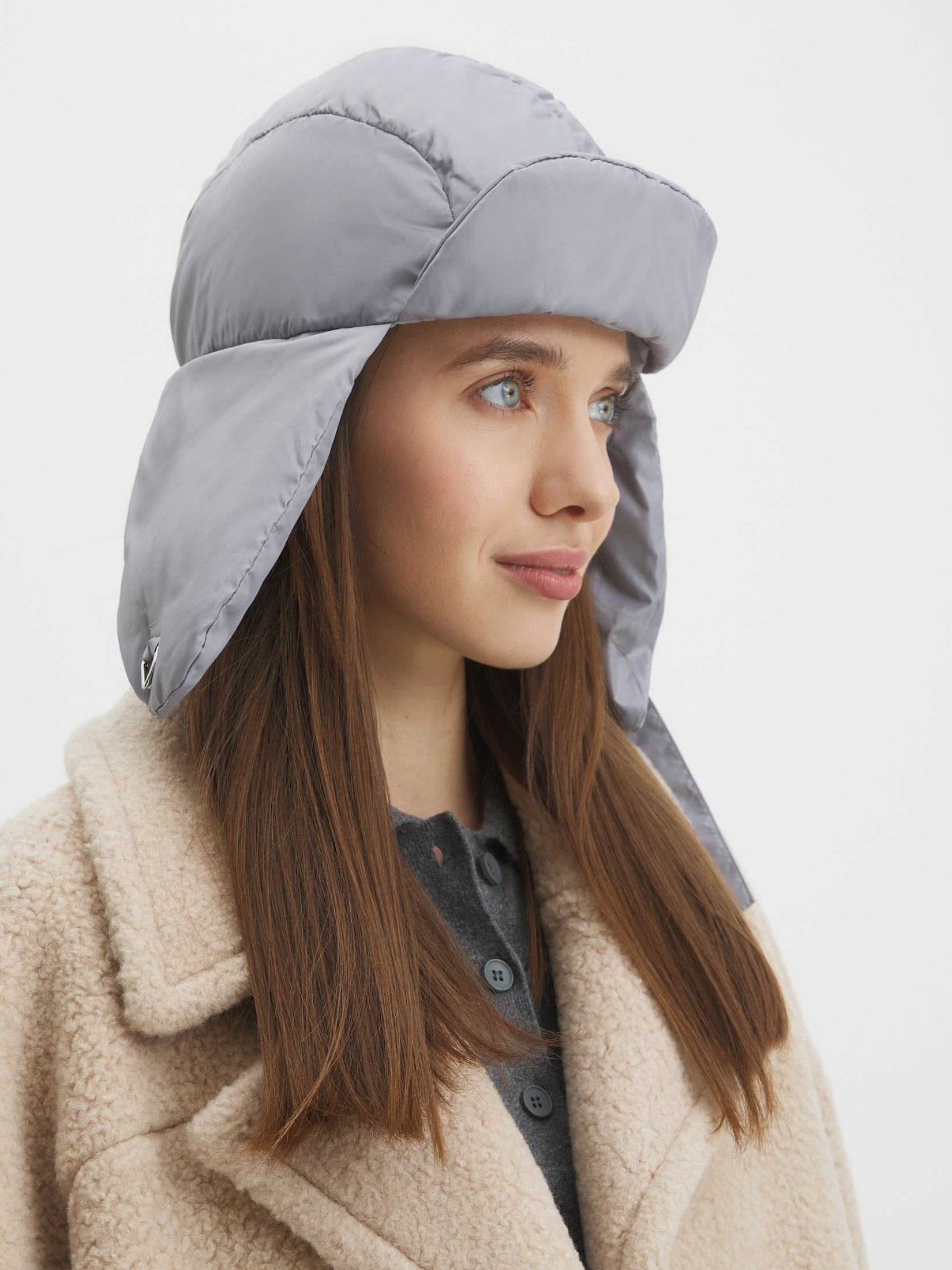 1196 р. 3070 р. Женская шапка MAISON DAVID