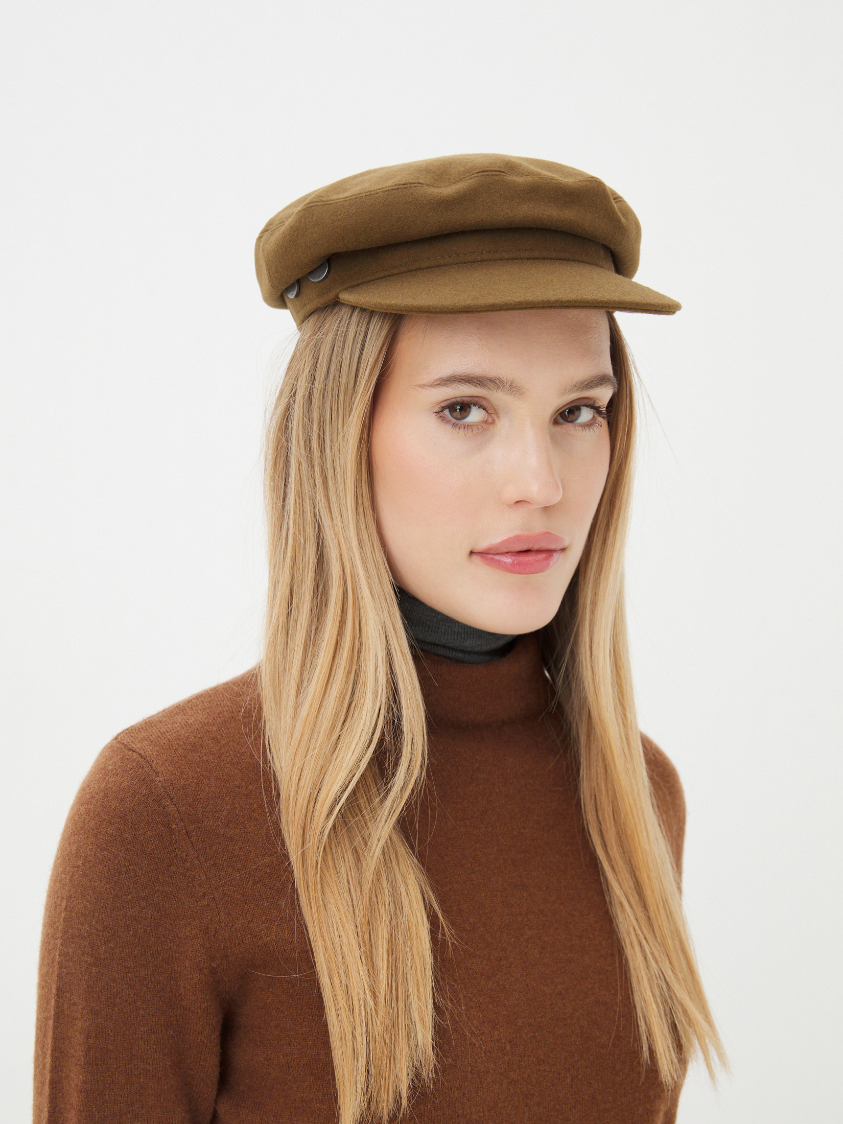 1294 р. 3310 р. Женская кепка MAISON DAVID