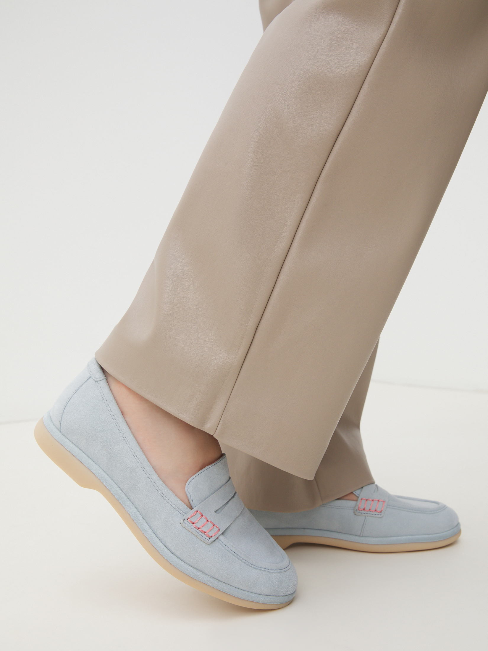 7268 р. 12750 р. Женские лоферы TAMARIS LIBINI