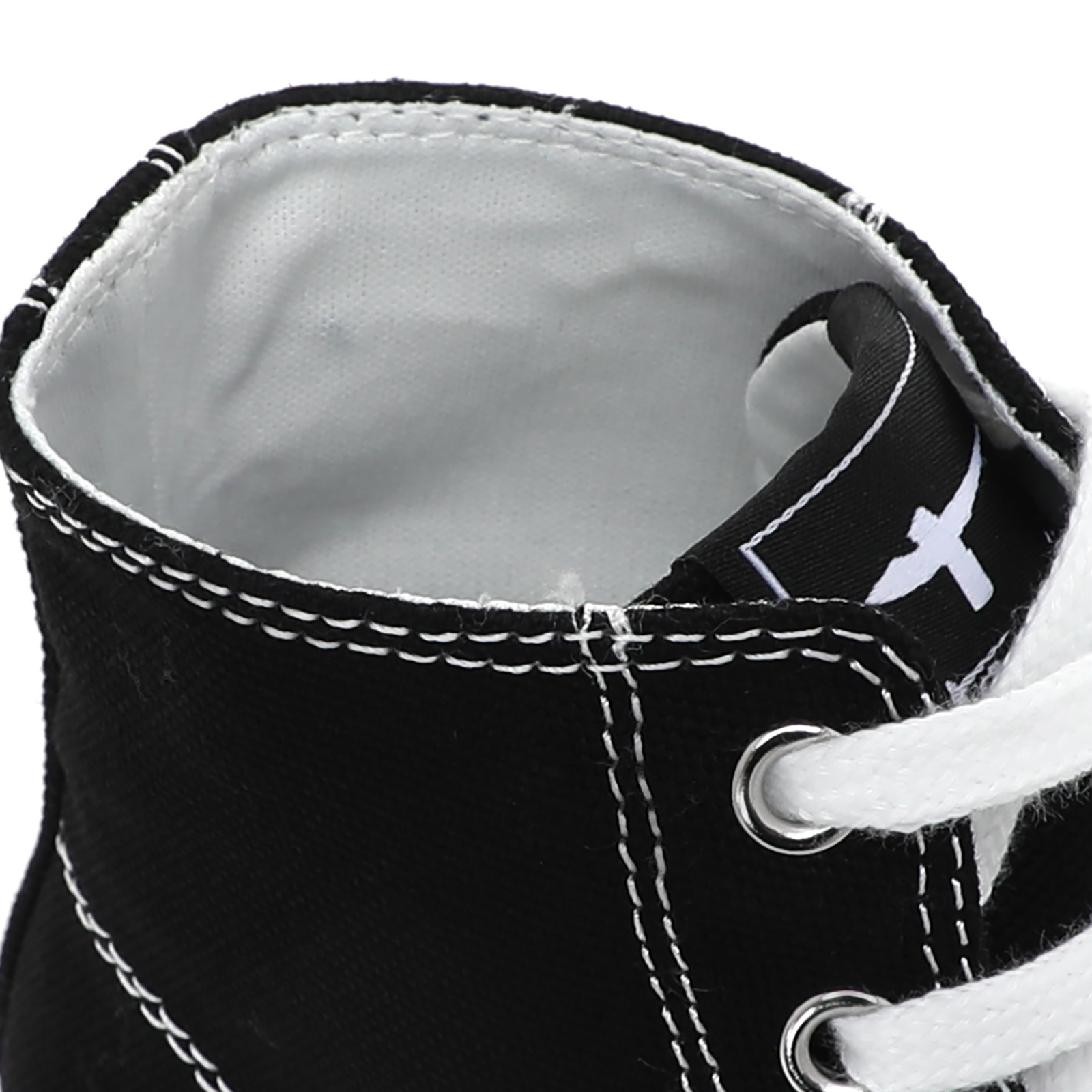 4840 р. 8490 р. Женские высокие кеды TAMARIS SKYLAR