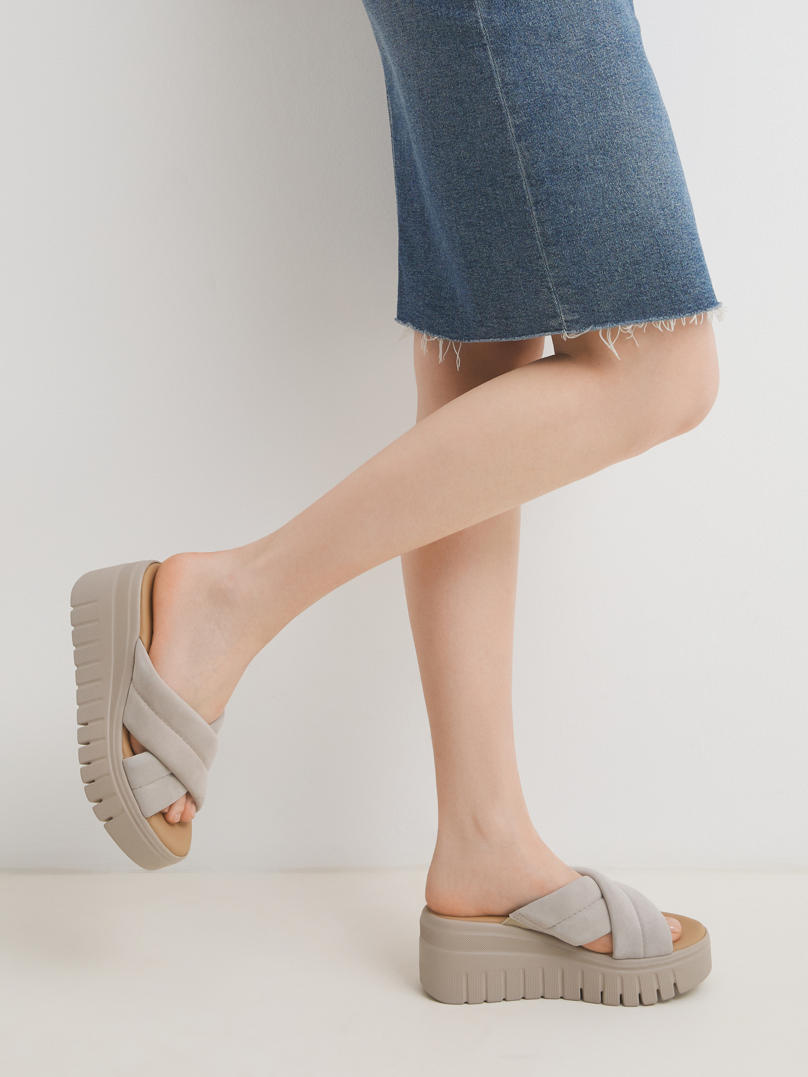 5880 р. 10500 р. Сабо TAMARIS COBE