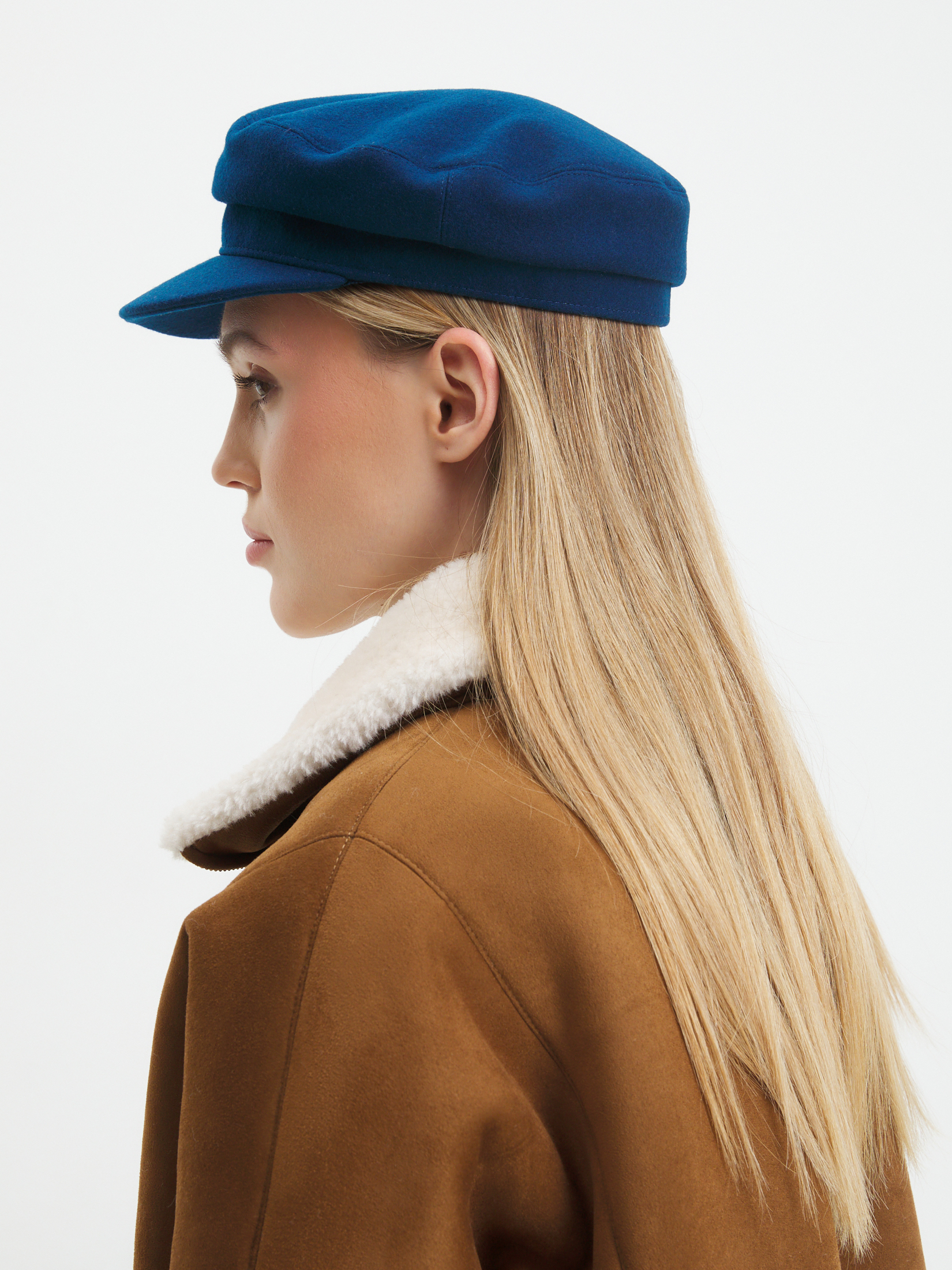 1294 р. 3310 р. Женская кепка MAISON DAVID