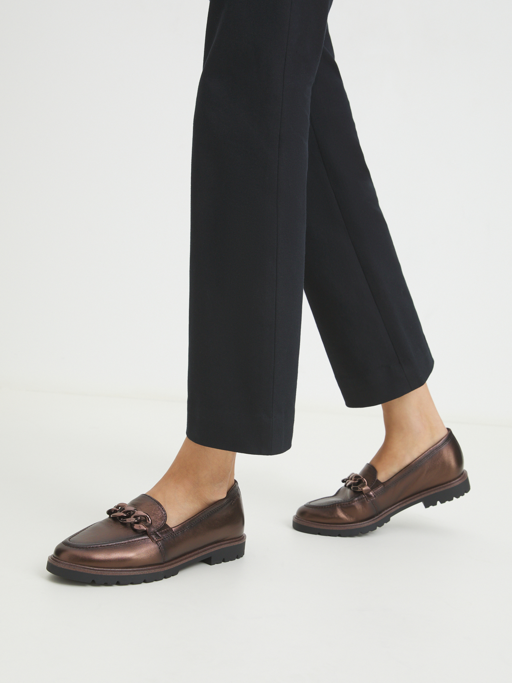 5558 р. 9750 р. Женские лоферы TAMARIS CAREEN