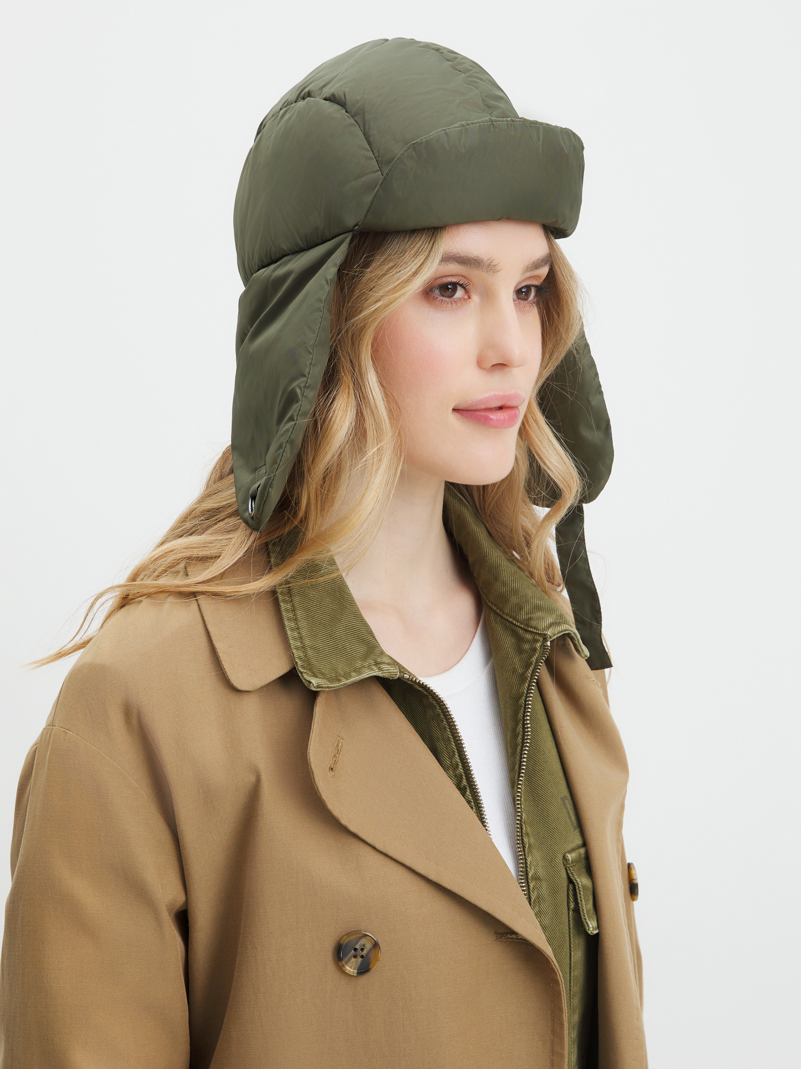 1196 р. 3070 р. Женская шапка MAISON DAVID