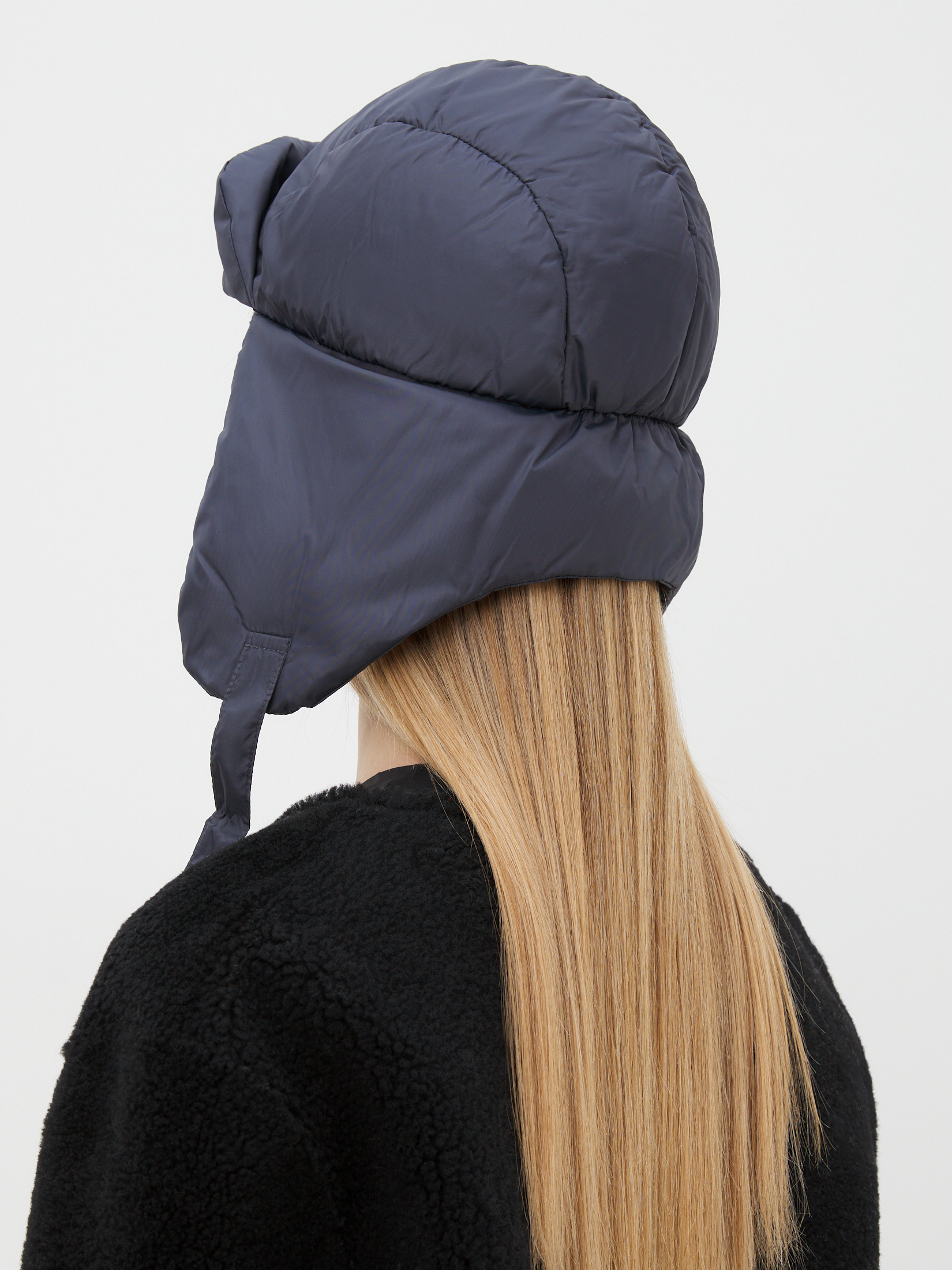 1196 р. 3070 р. Женская шапка MAISON DAVID