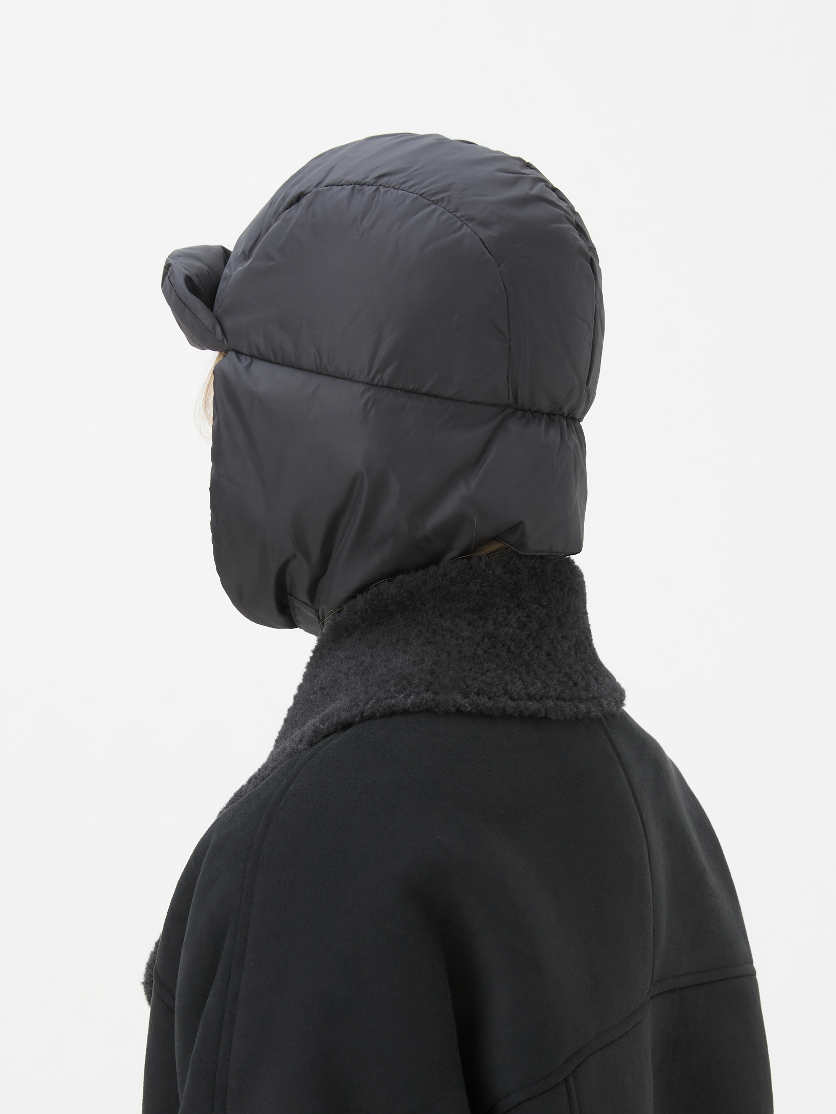 1196 р. 3070 р. Женская шапка MAISON DAVID