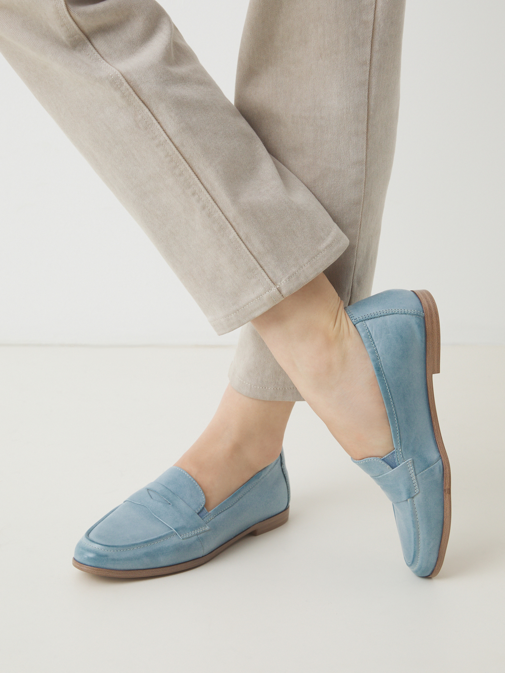 5985 р. 10500 р. Женские лоферы TAMARIS SANDRINA