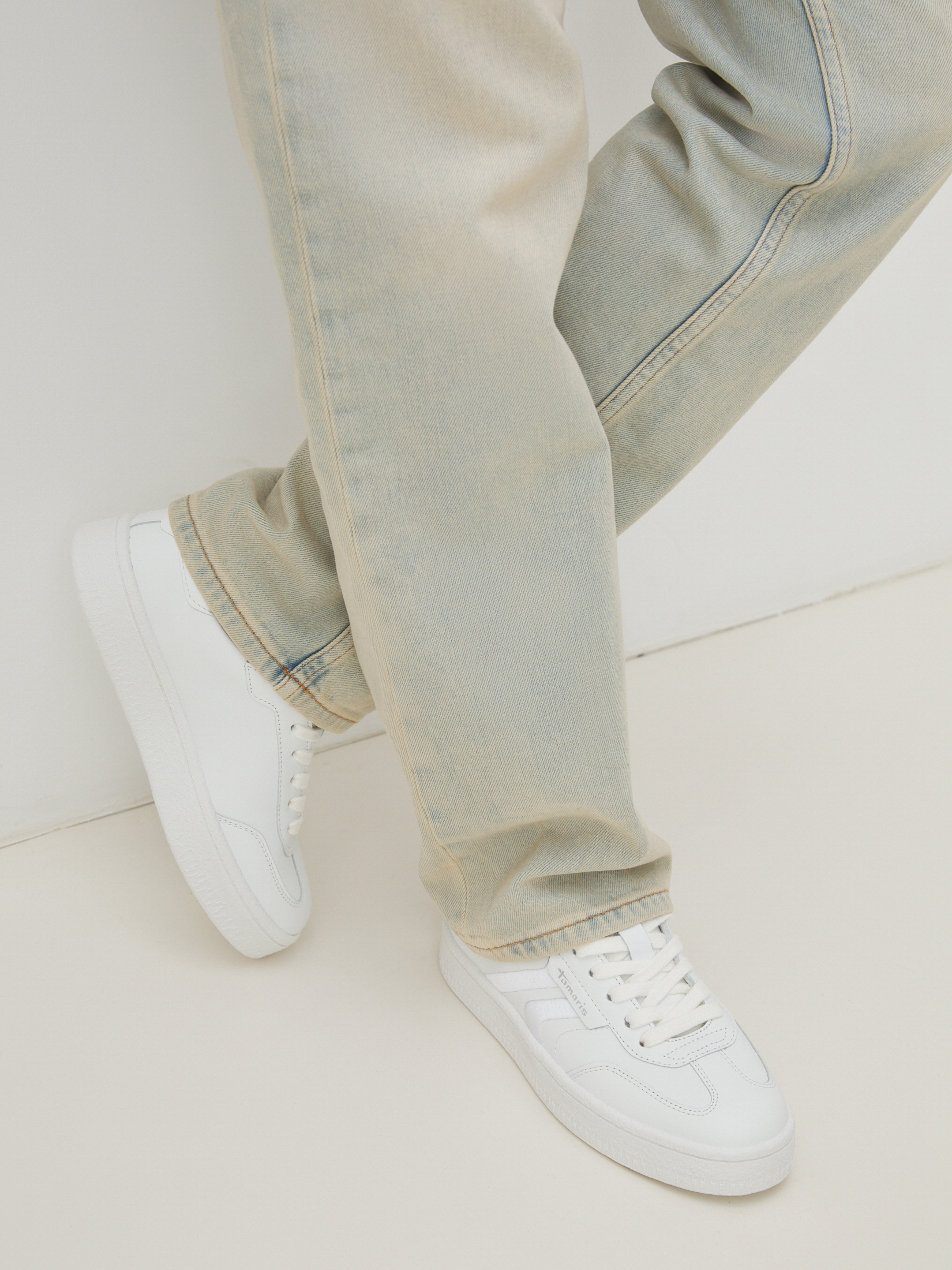 8545 р. 14990 р. Женские кеды TAMARIS