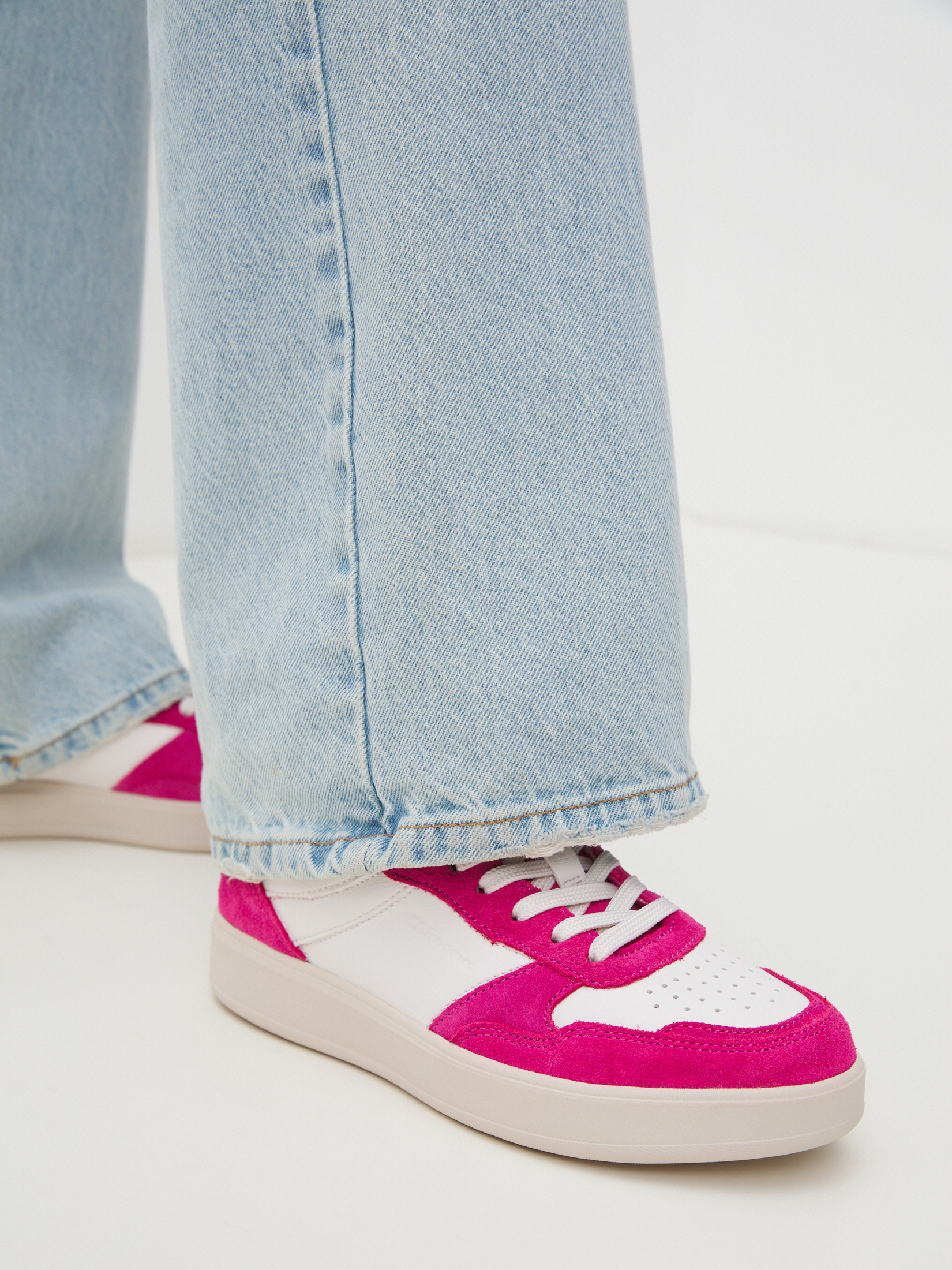 6270 р. 11000 р. Женские кеды TAMARIS SKYLAR